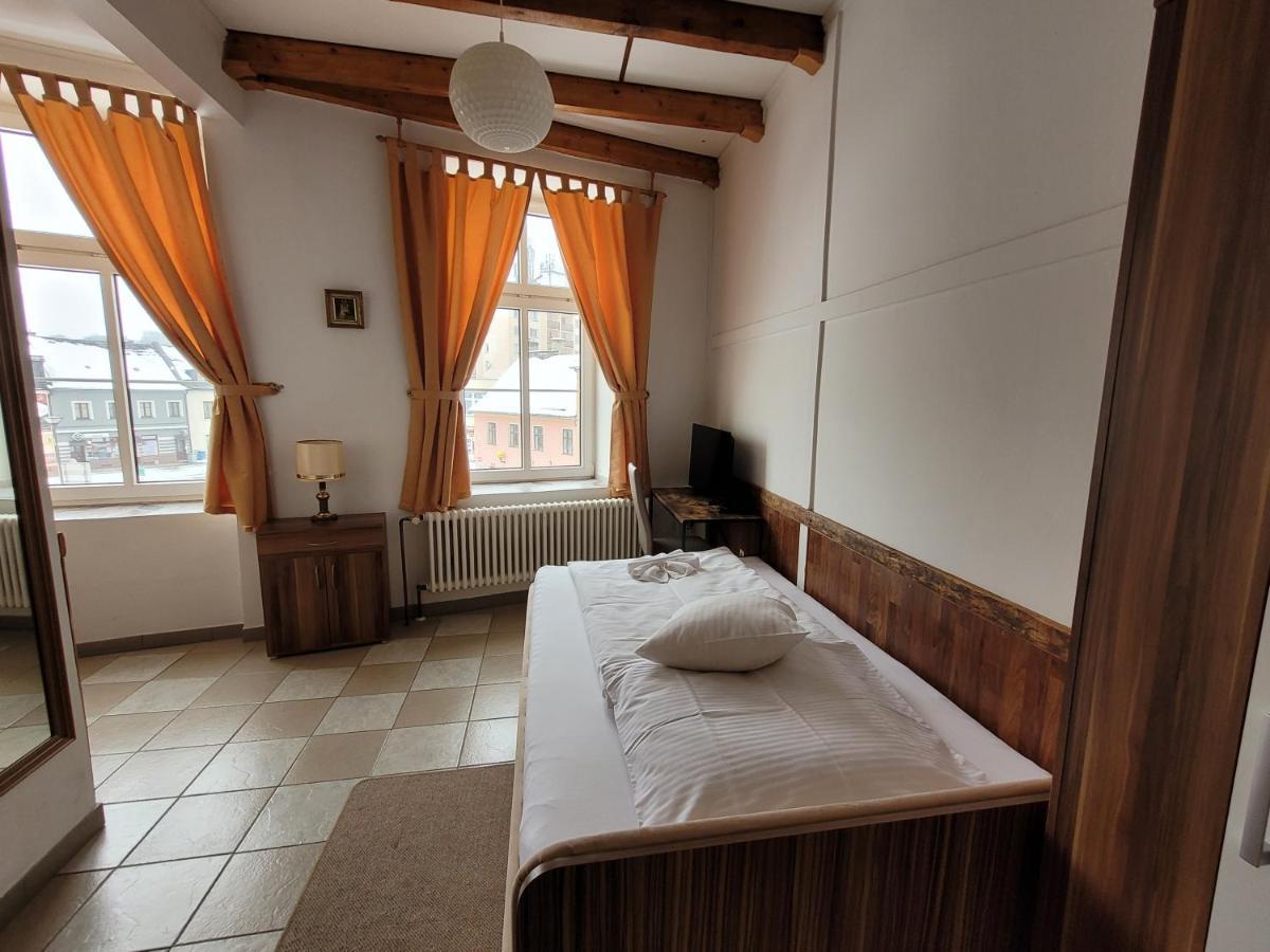 Hotel Koruna Jesenik Ngoại thất bức ảnh