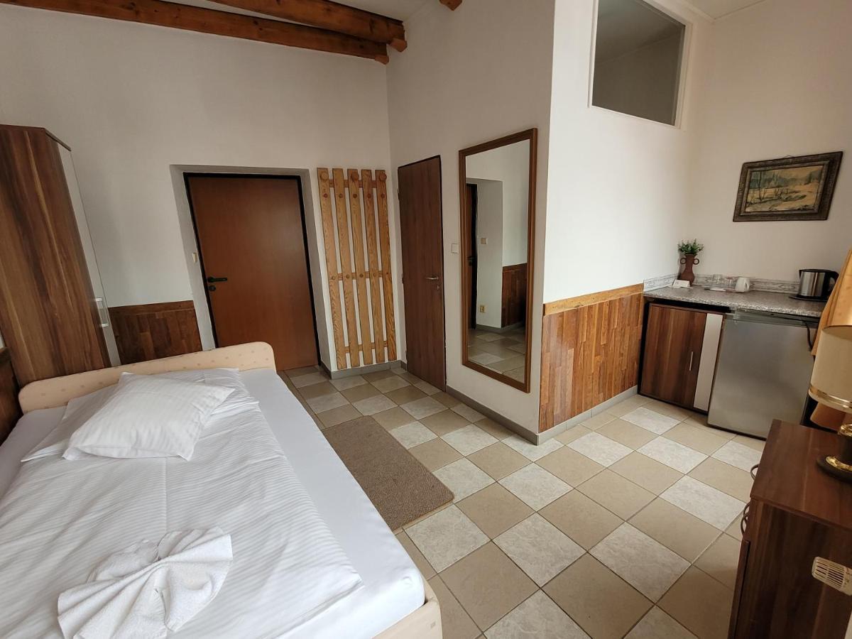 Hotel Koruna Jesenik Ngoại thất bức ảnh