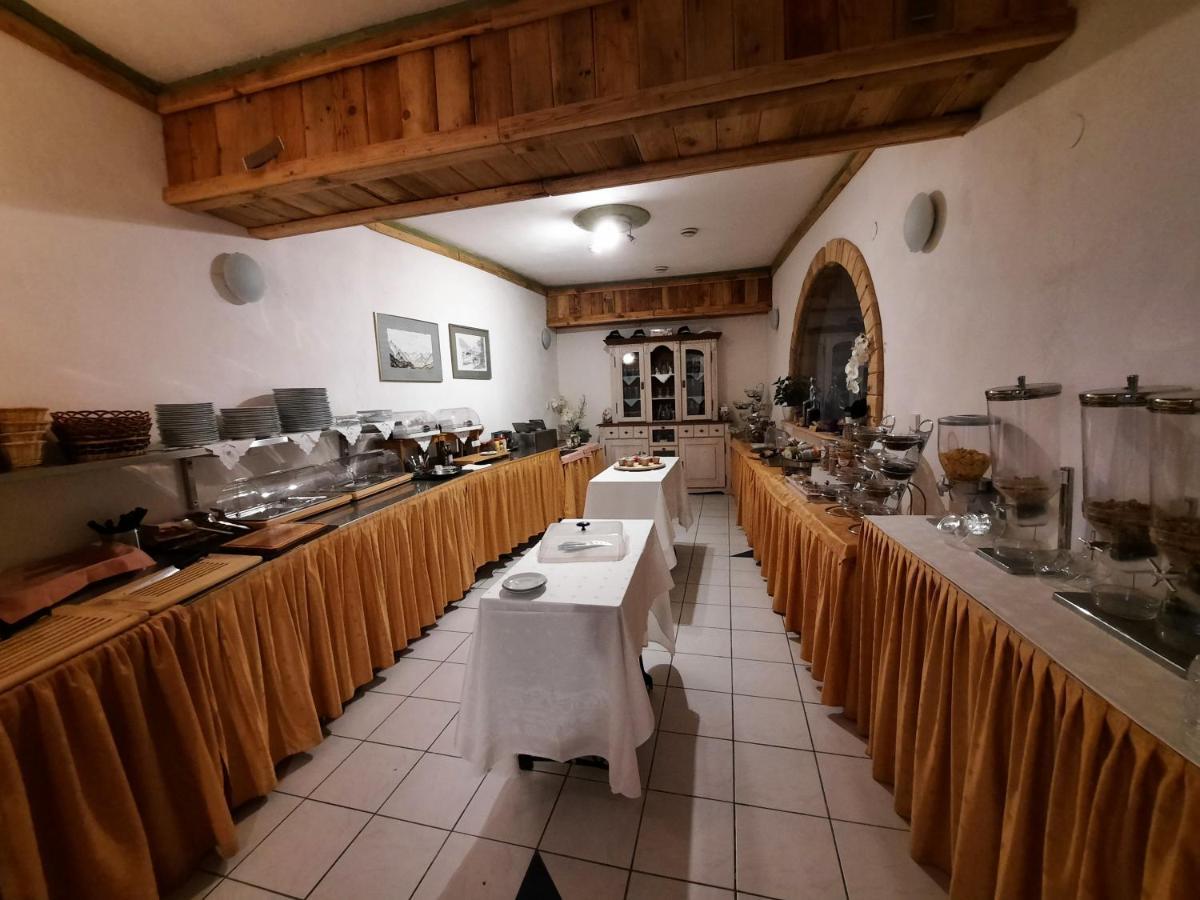 Hotel Koruna Jesenik Ngoại thất bức ảnh