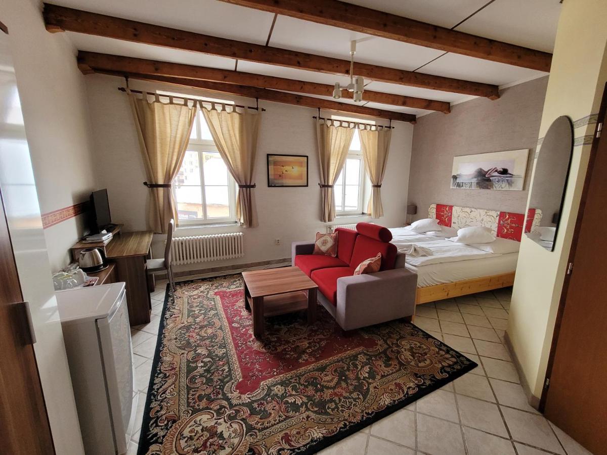 Hotel Koruna Jesenik Ngoại thất bức ảnh