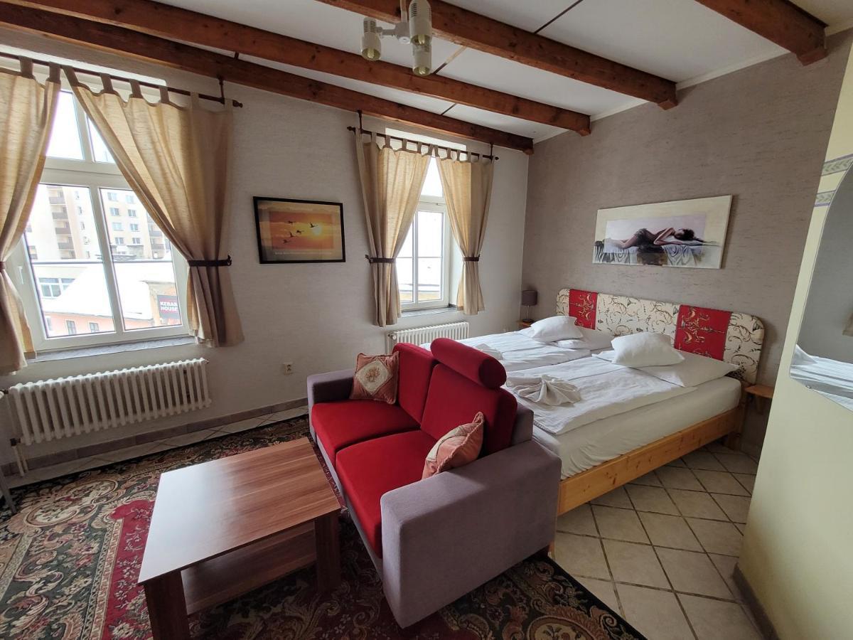 Hotel Koruna Jesenik Ngoại thất bức ảnh